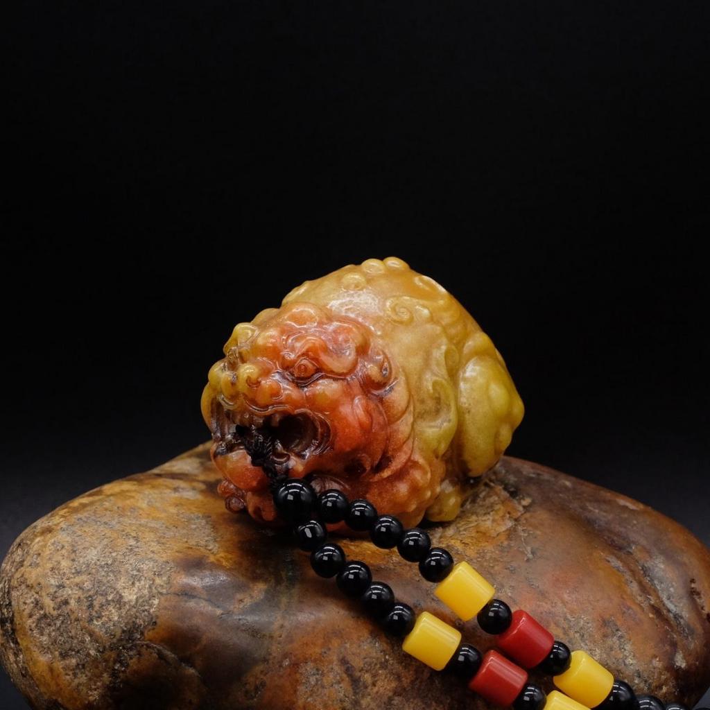 Фигурка для ношения в руке небесный лев