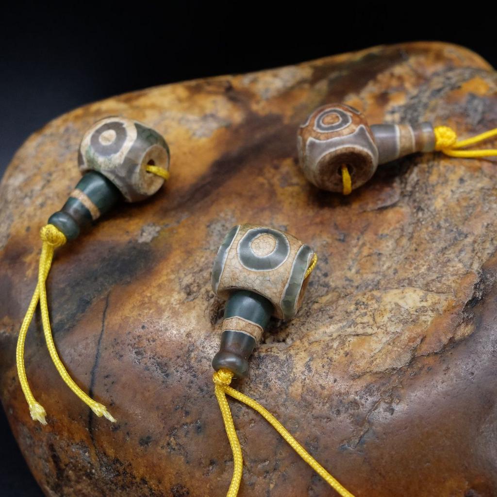 Гуру-бусина Дзи N°2