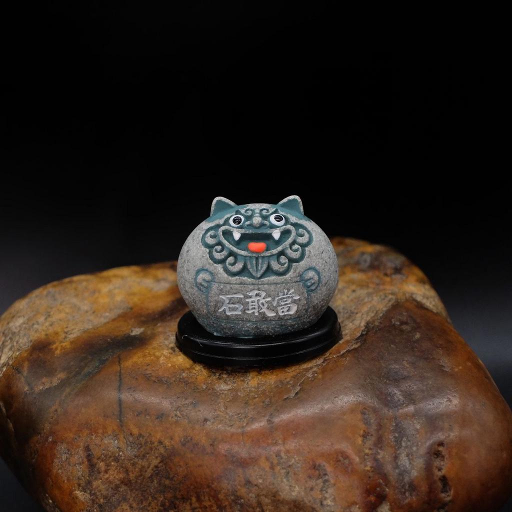 Фигурка Ши Гань Дан маленький серый N°2