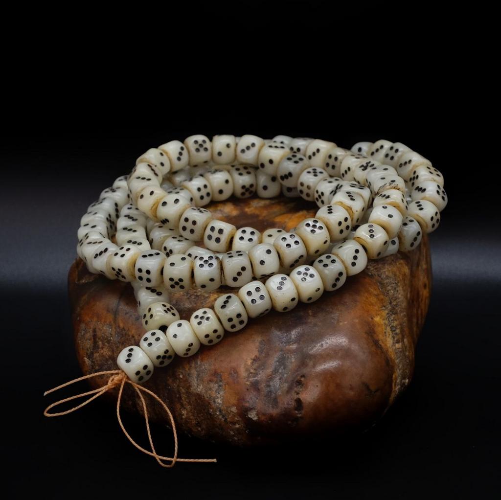 Четки из кости верблюда "Игральные кубики" средние