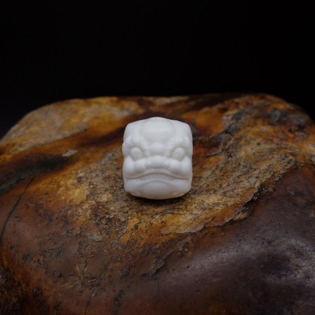 Бусина из рога лося Китайский Дракон