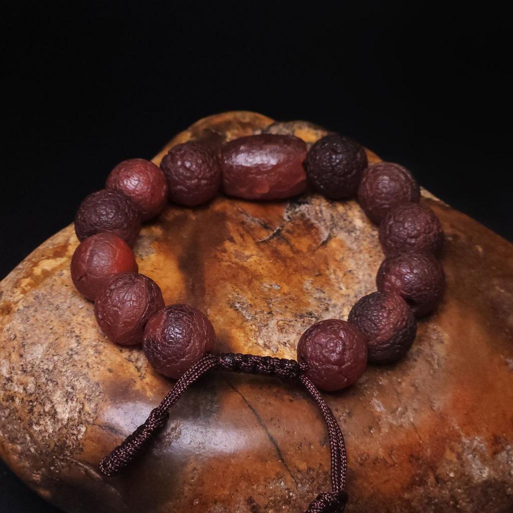 Браслет из старого агата с кракелюром N°3