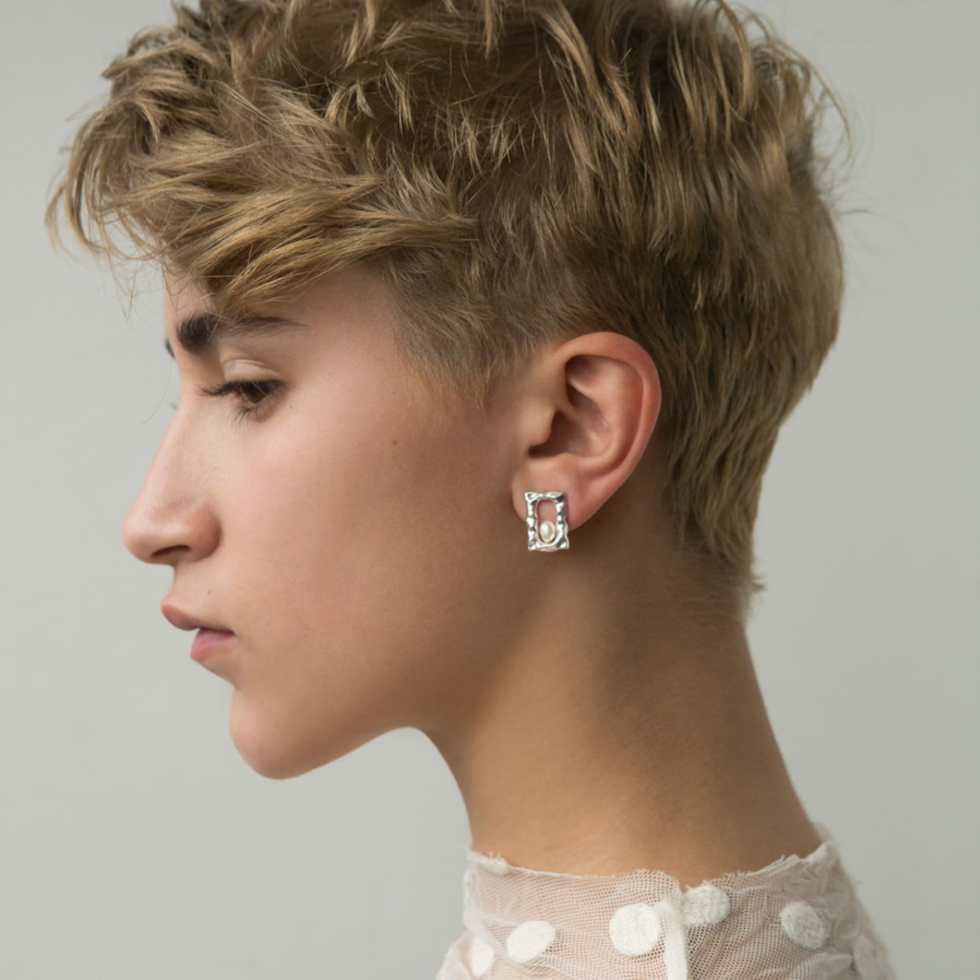 YOSTER Серьги Untitled