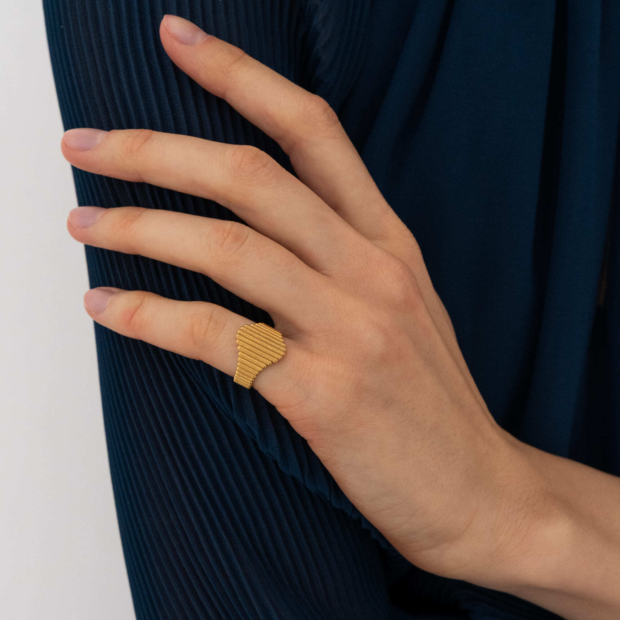 MINE Перстень матовый