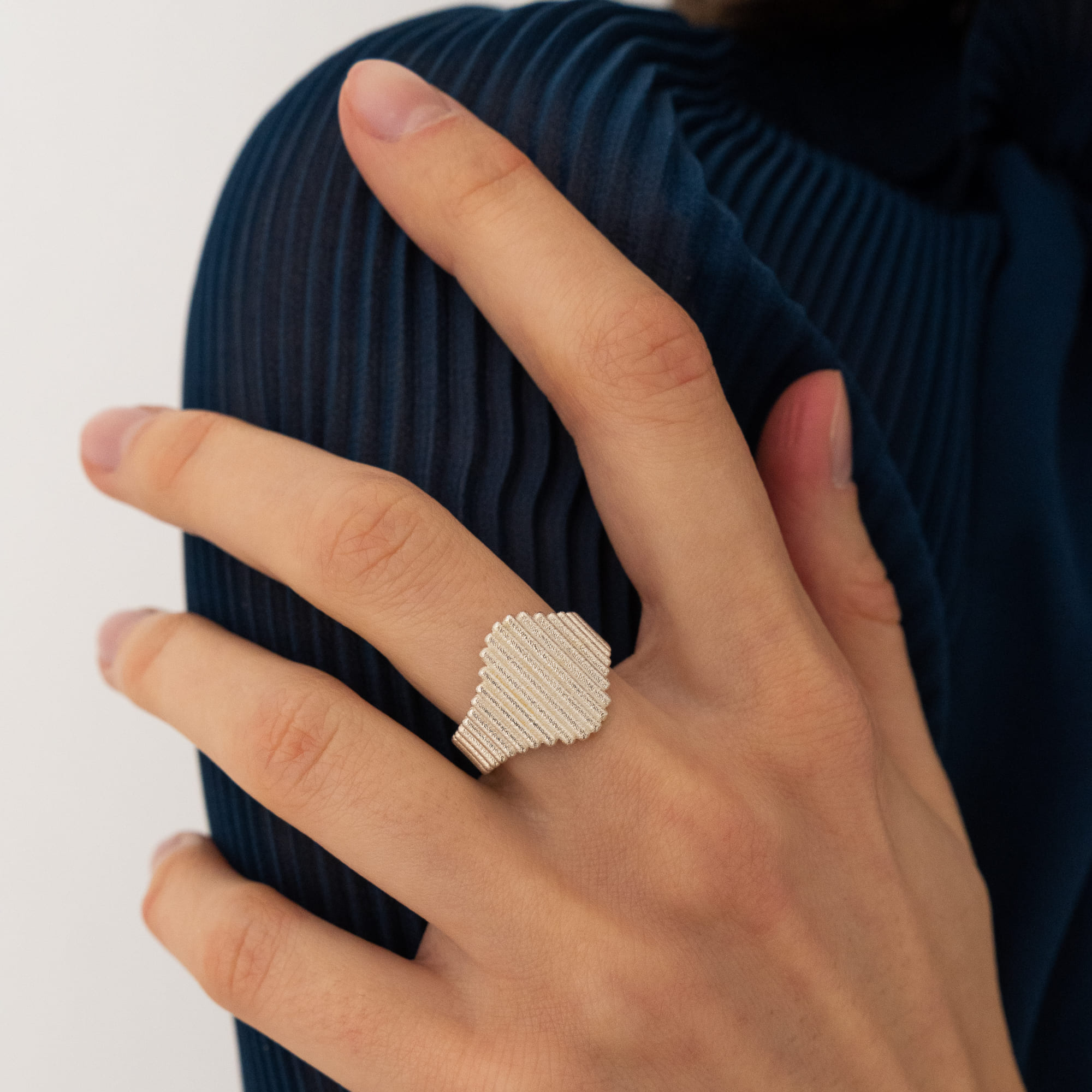 MINE Перстень матовый