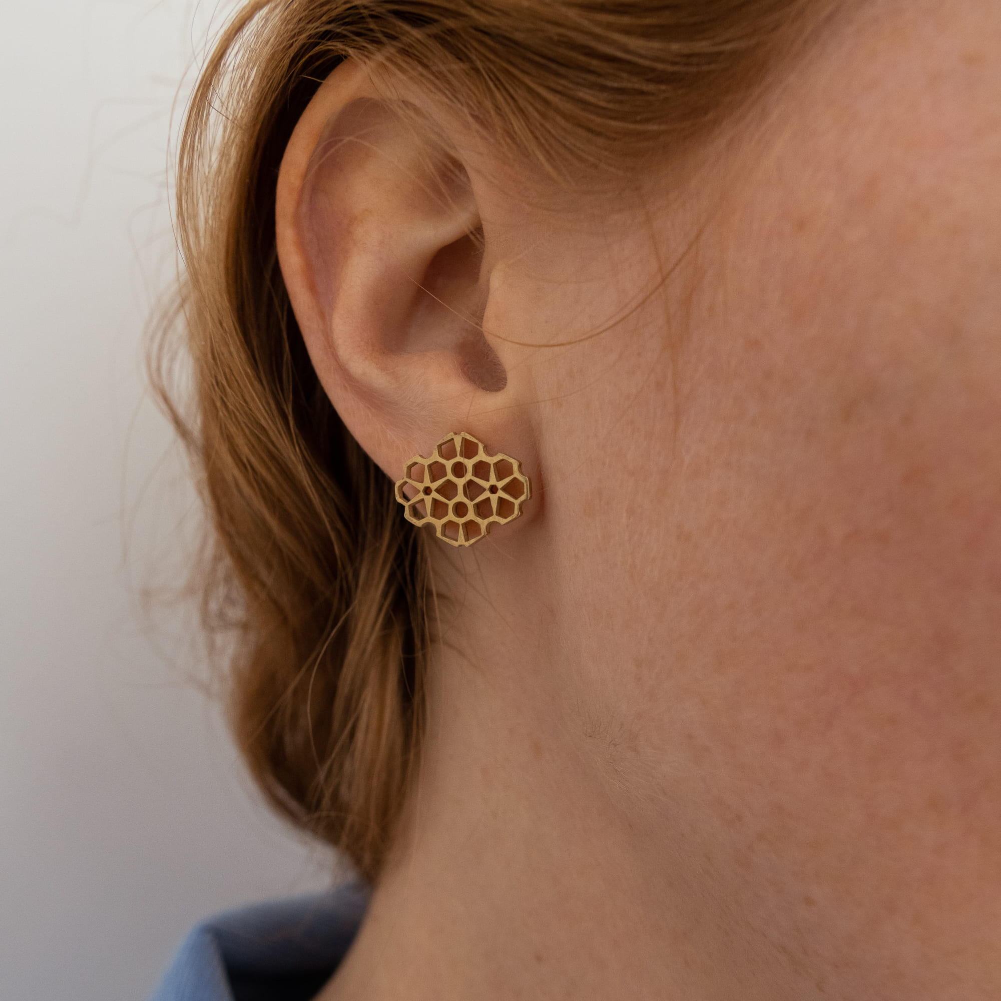 ANA MARIA RAMIREZ Серьги Crystals в позолоте