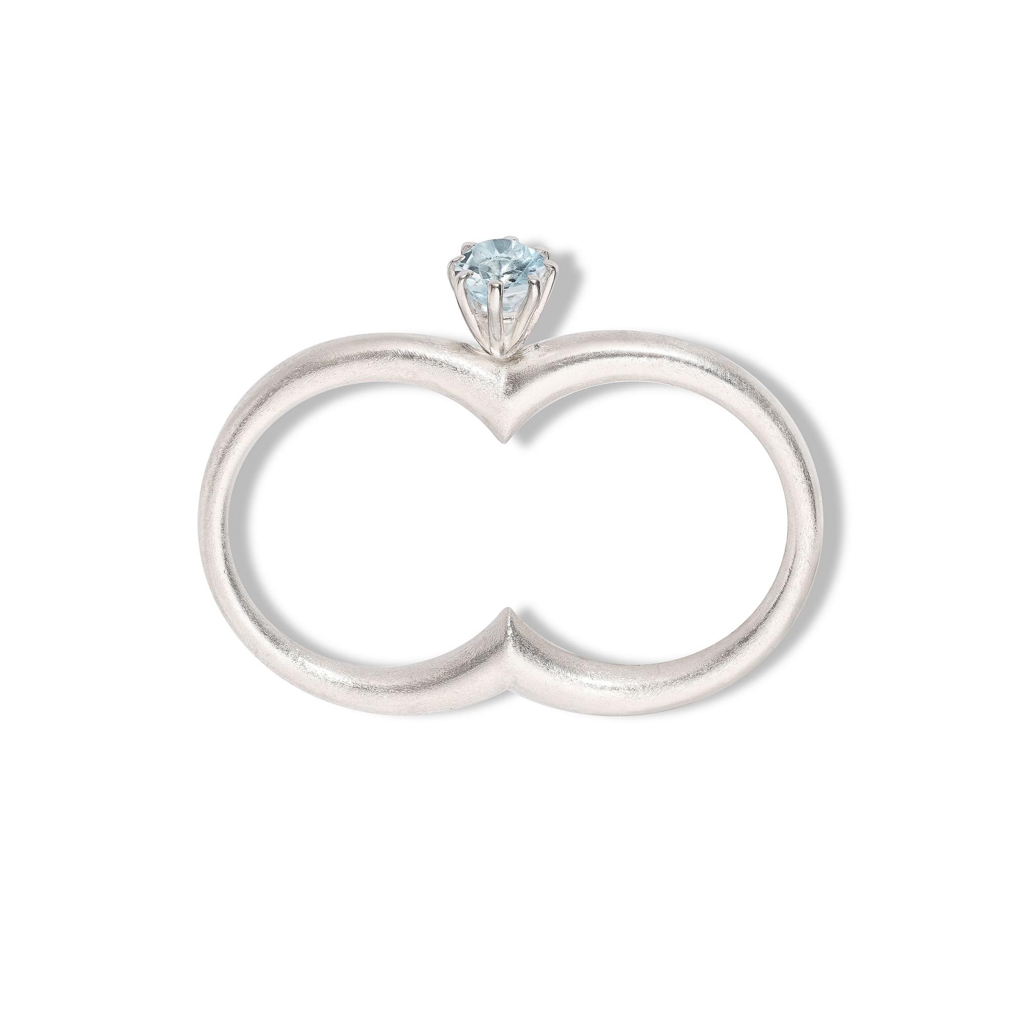 MA Двойное кольцо с голубым топазом