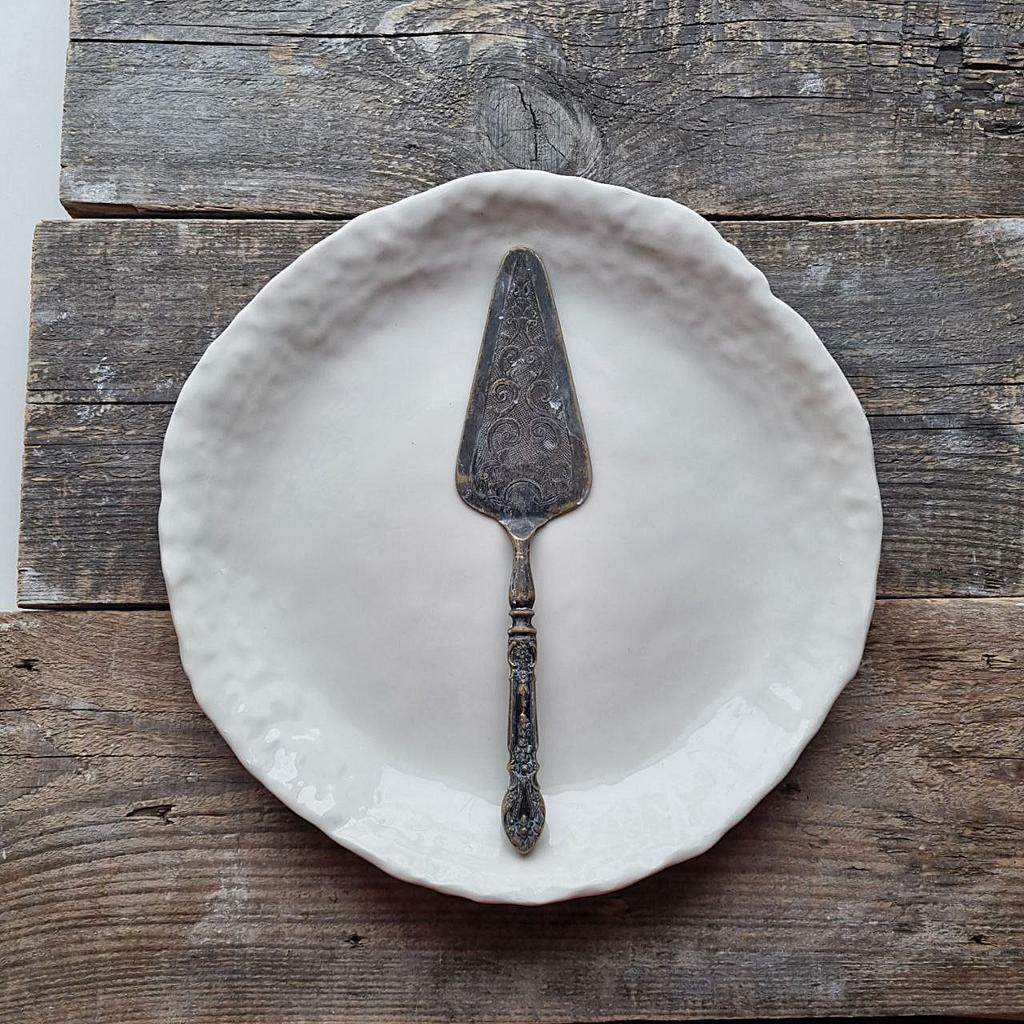 Блюдо из фарфора