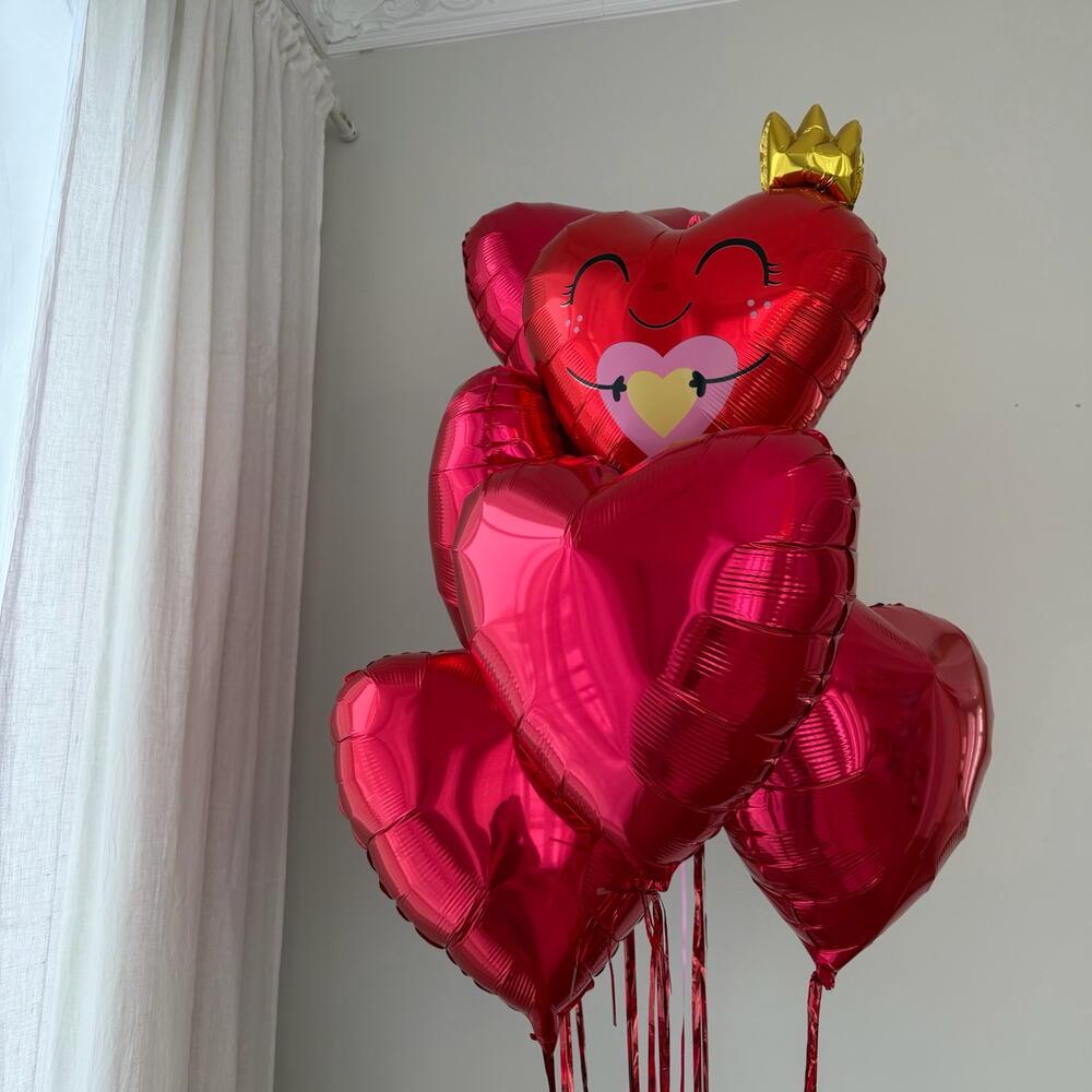 Связка сердец с короной