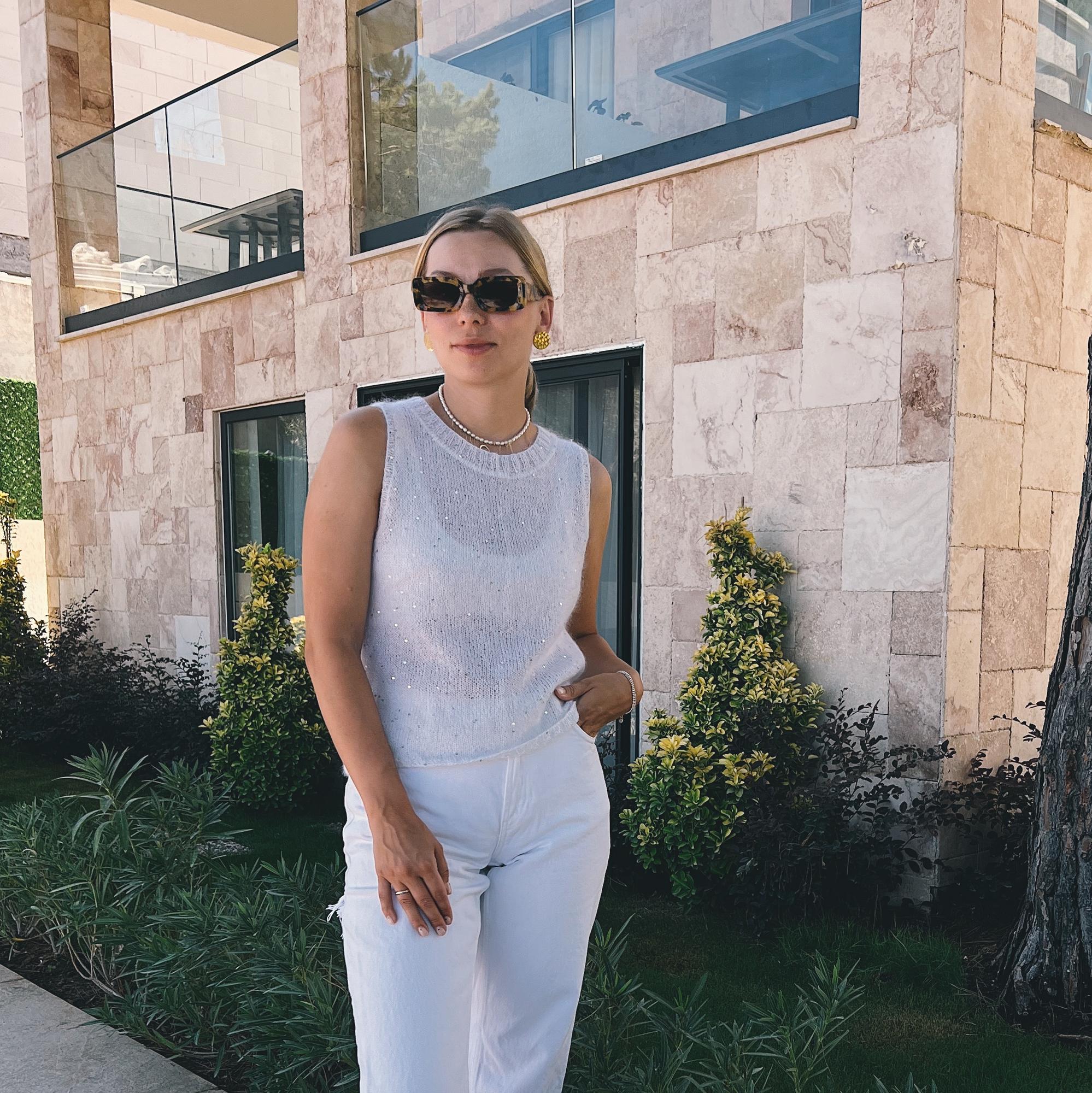 Описание #ЛЕГКОБЕЗУМНЫЙ_ТОП в формате PDF