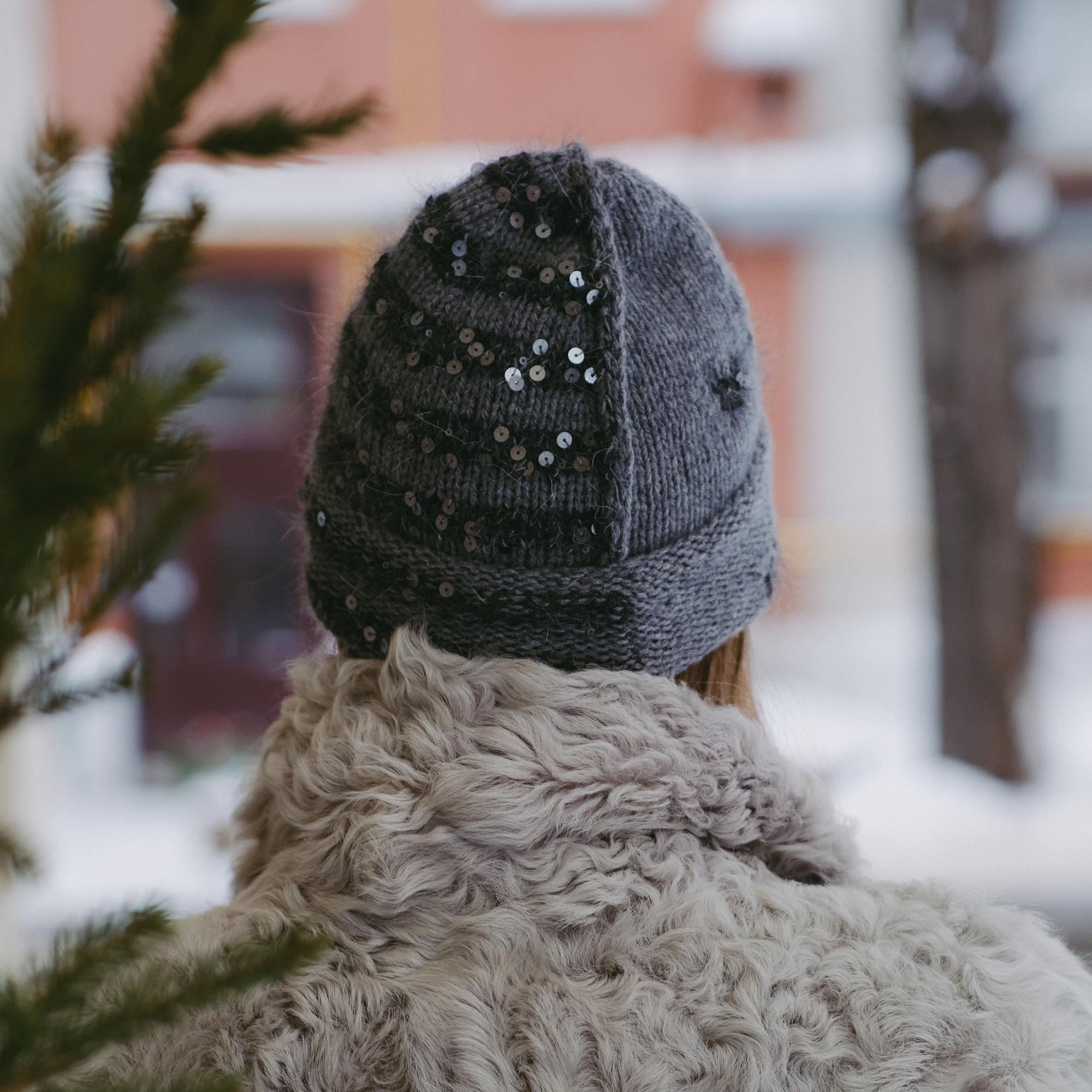 Описание шапки #ПОЛОСАТАЯ_В_КОСМОСЕ в формате PDF