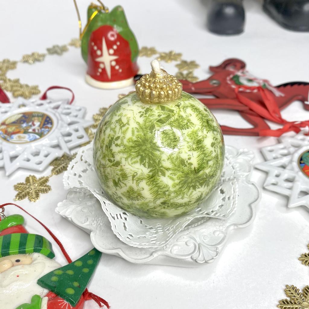 Свеча «Шар» на подставке