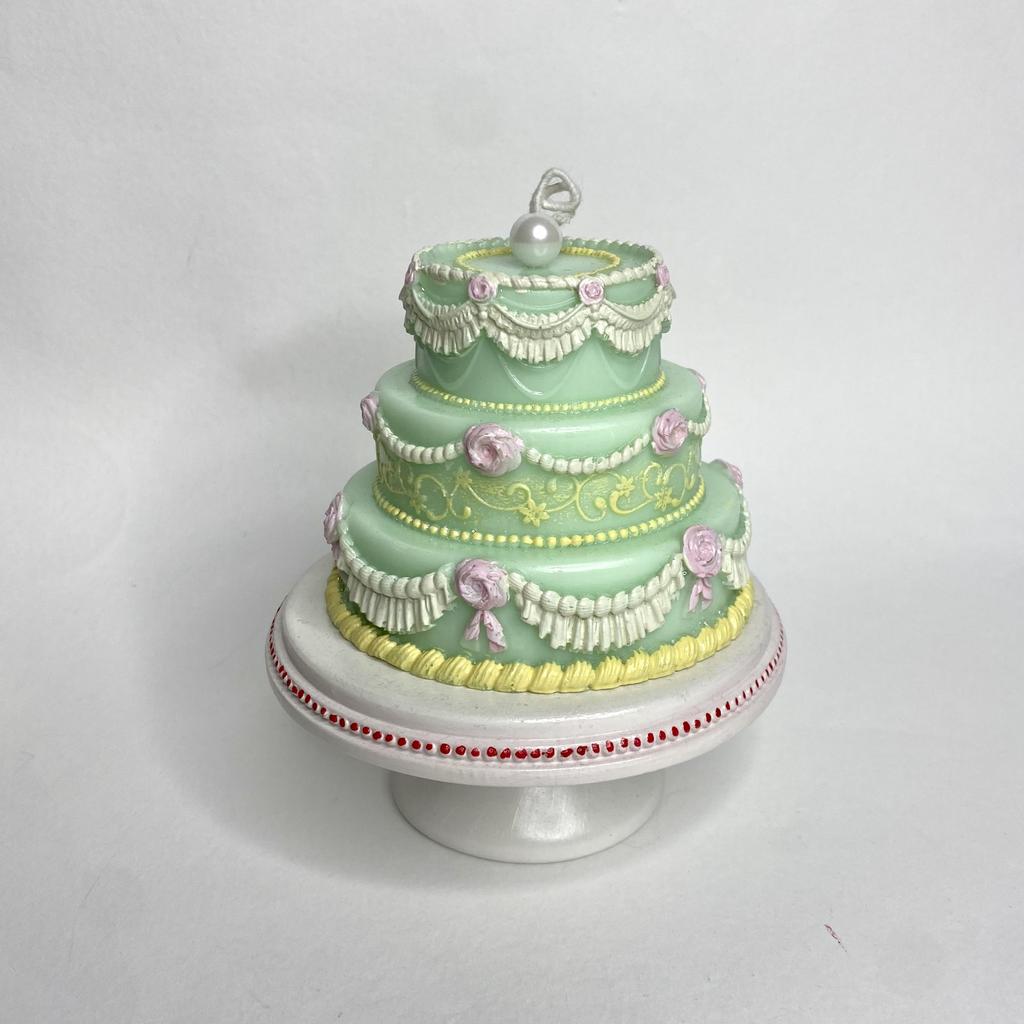 Свеча «Праздничный торт» на подставке