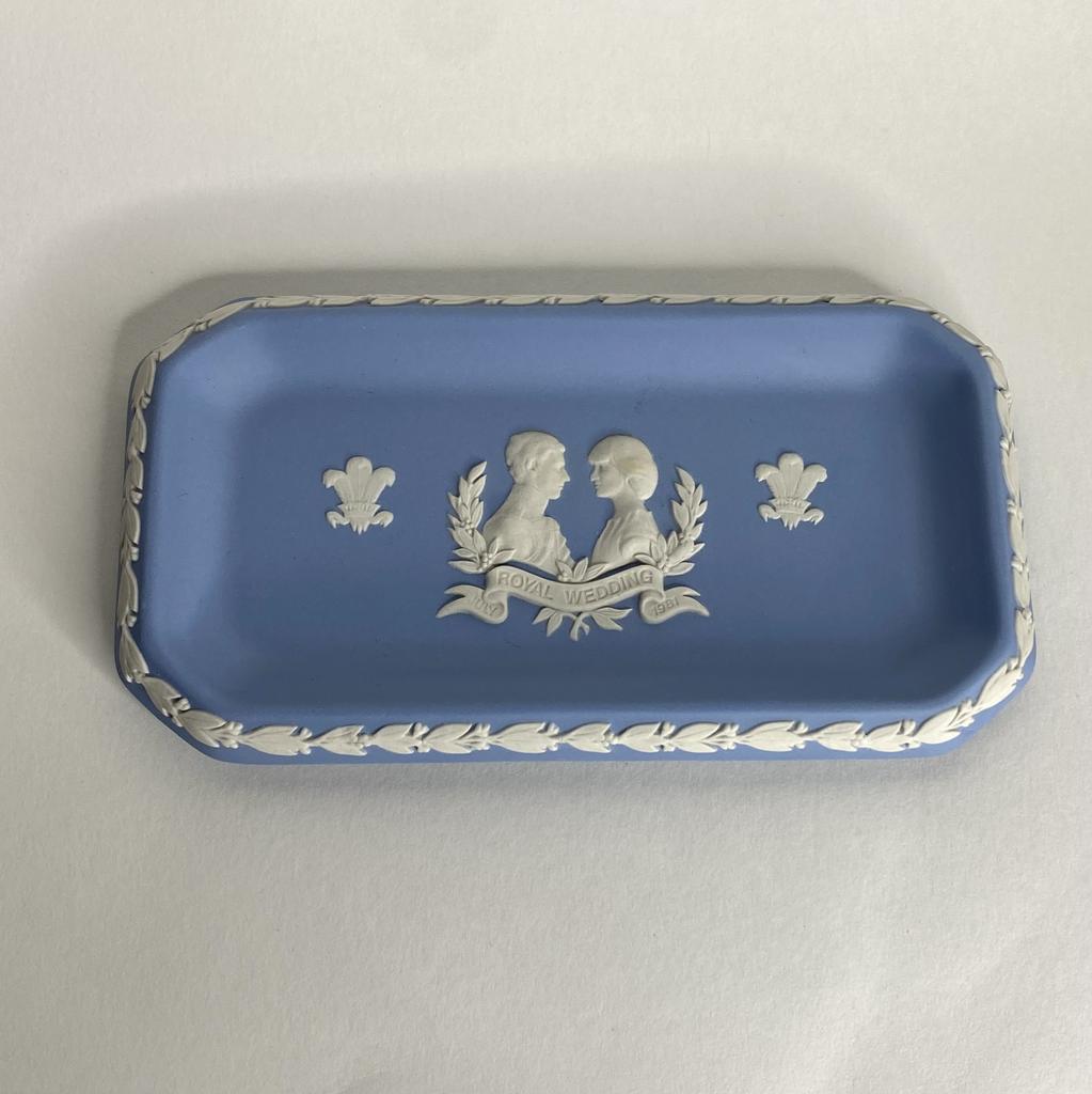 ✨✨Коллекционное блюдо Wedgwood “Royal Wedding 1981” Арт 2711