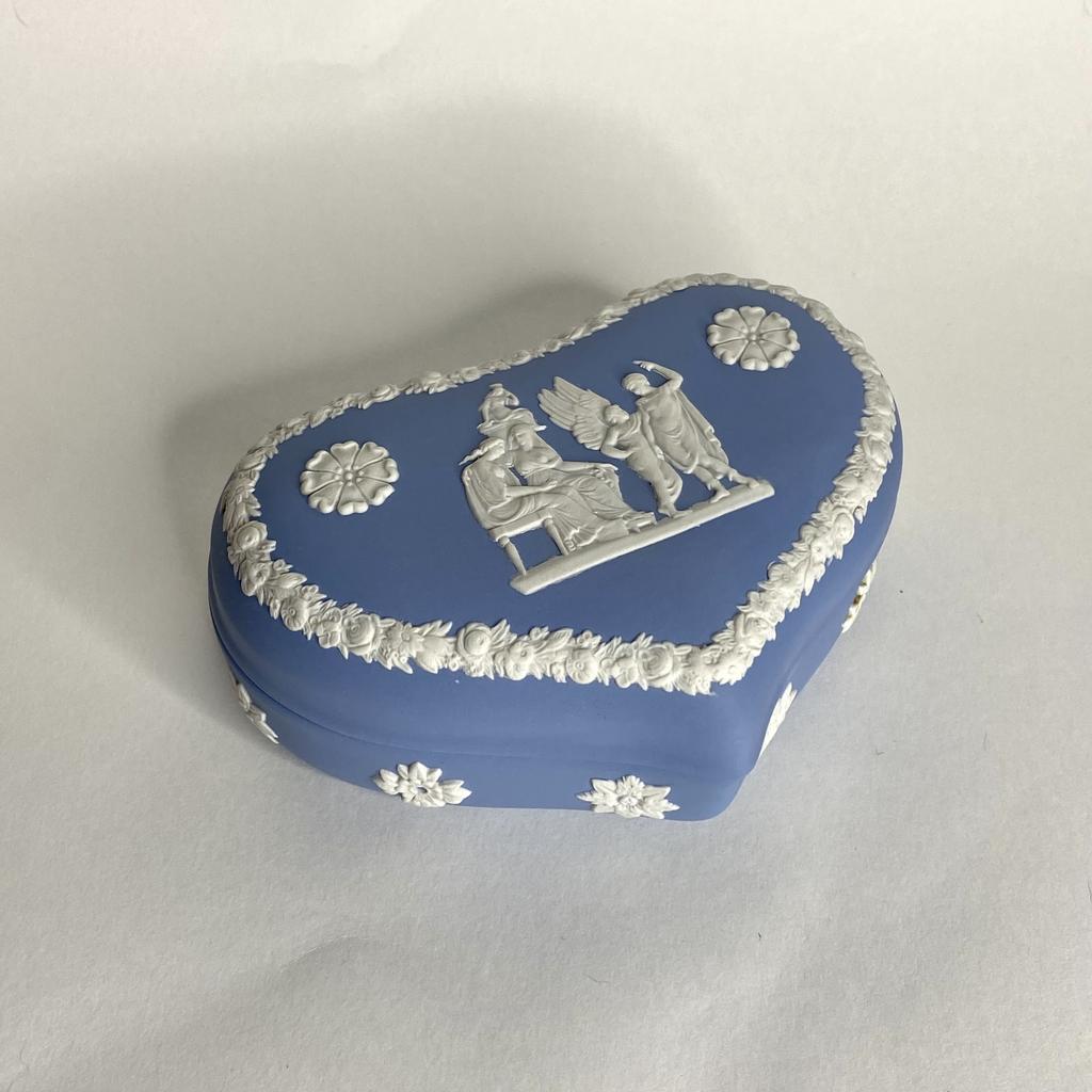 ✨✨Винтажная шкатулка-сердце Wedgwood Арт 2721