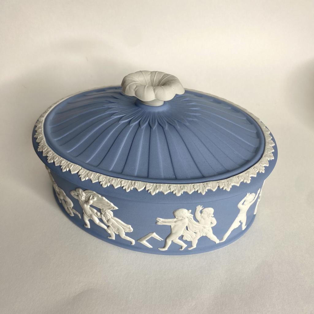 ✨✨Коллекционная большая  шкатулка Ladies Paint Box   Wedgwood Арт 2730