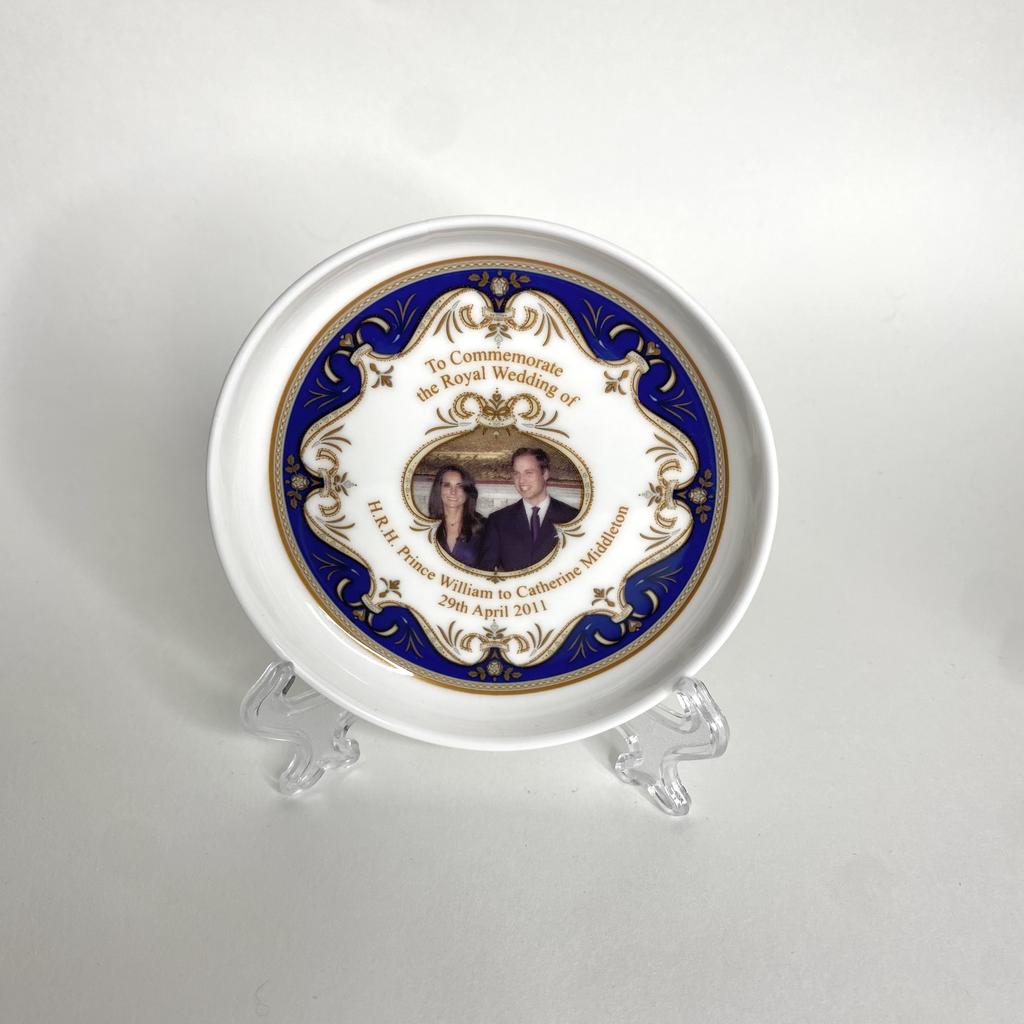 ✨✨Коллекционная Тарелка Royal Crest “Королевская свадьба принца Уильяма и Кейт Миддлтон» Арт 2768