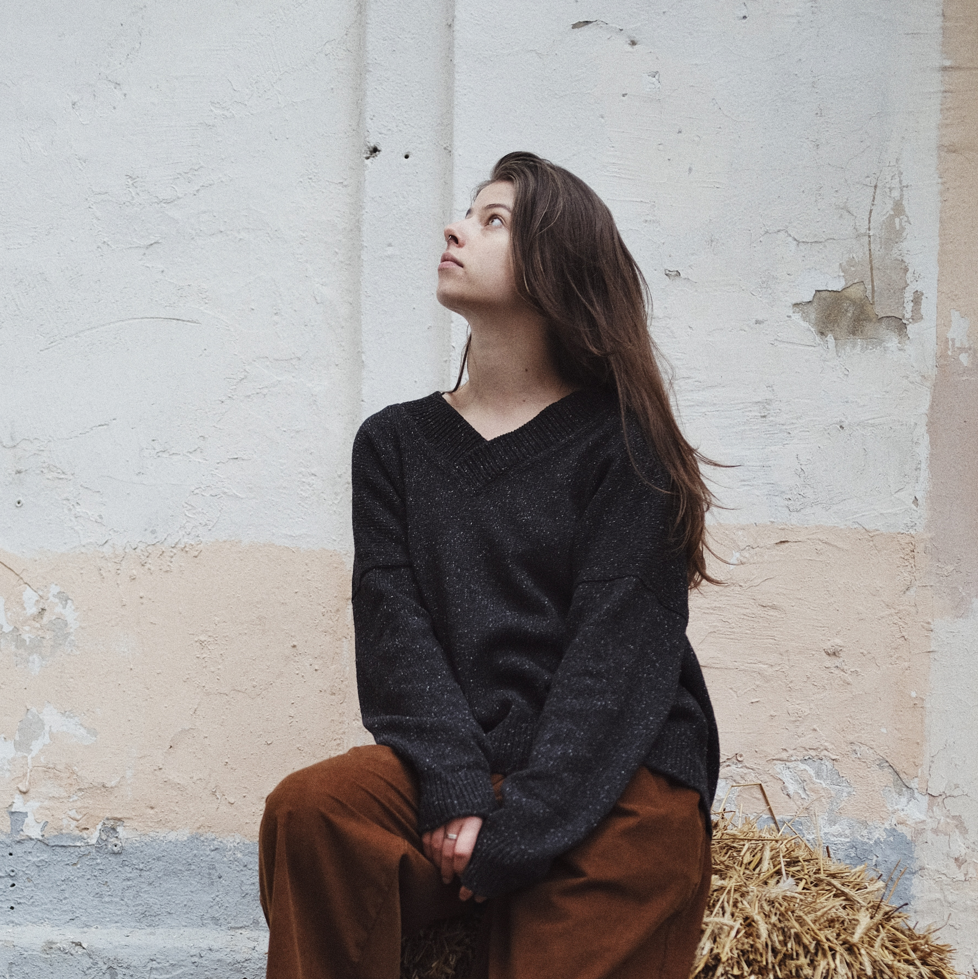 Джемпер с v-образным вырезом