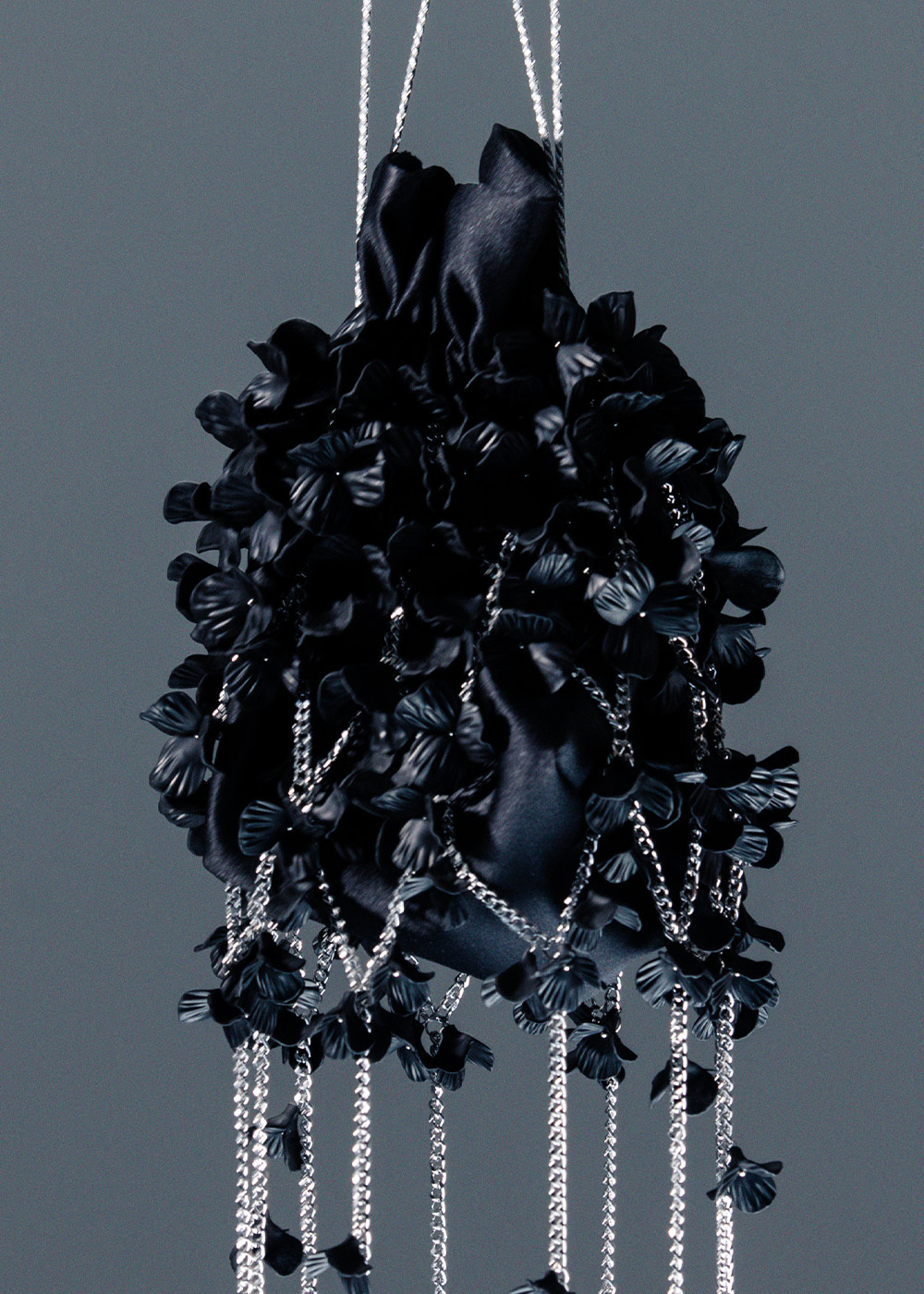 Chain bag with flowers, black