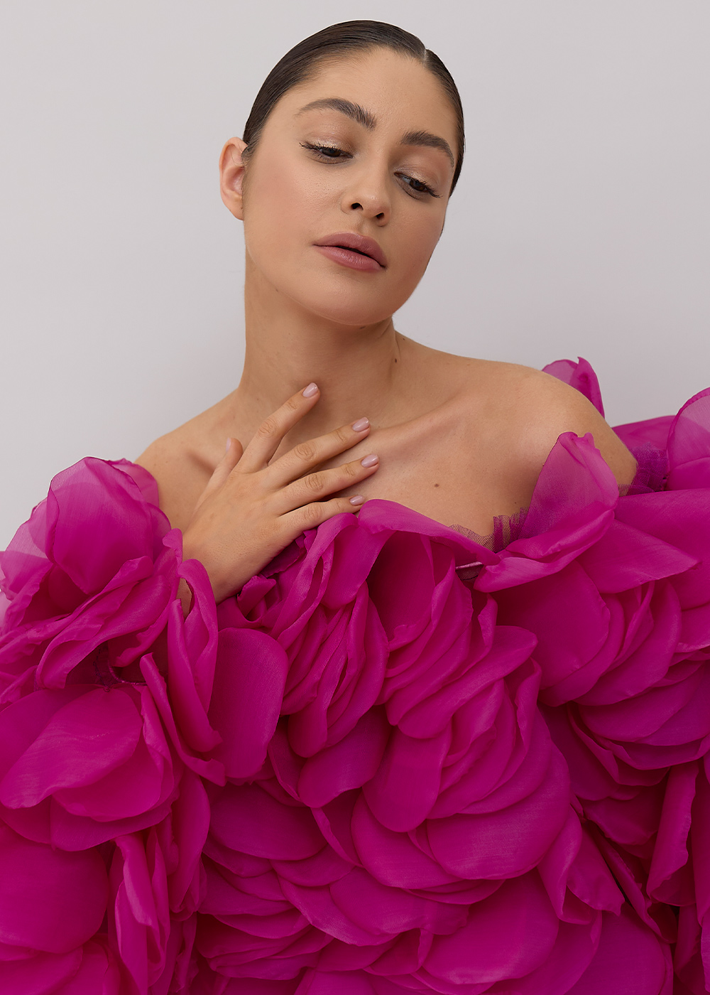 Blouse with petals fuchsia