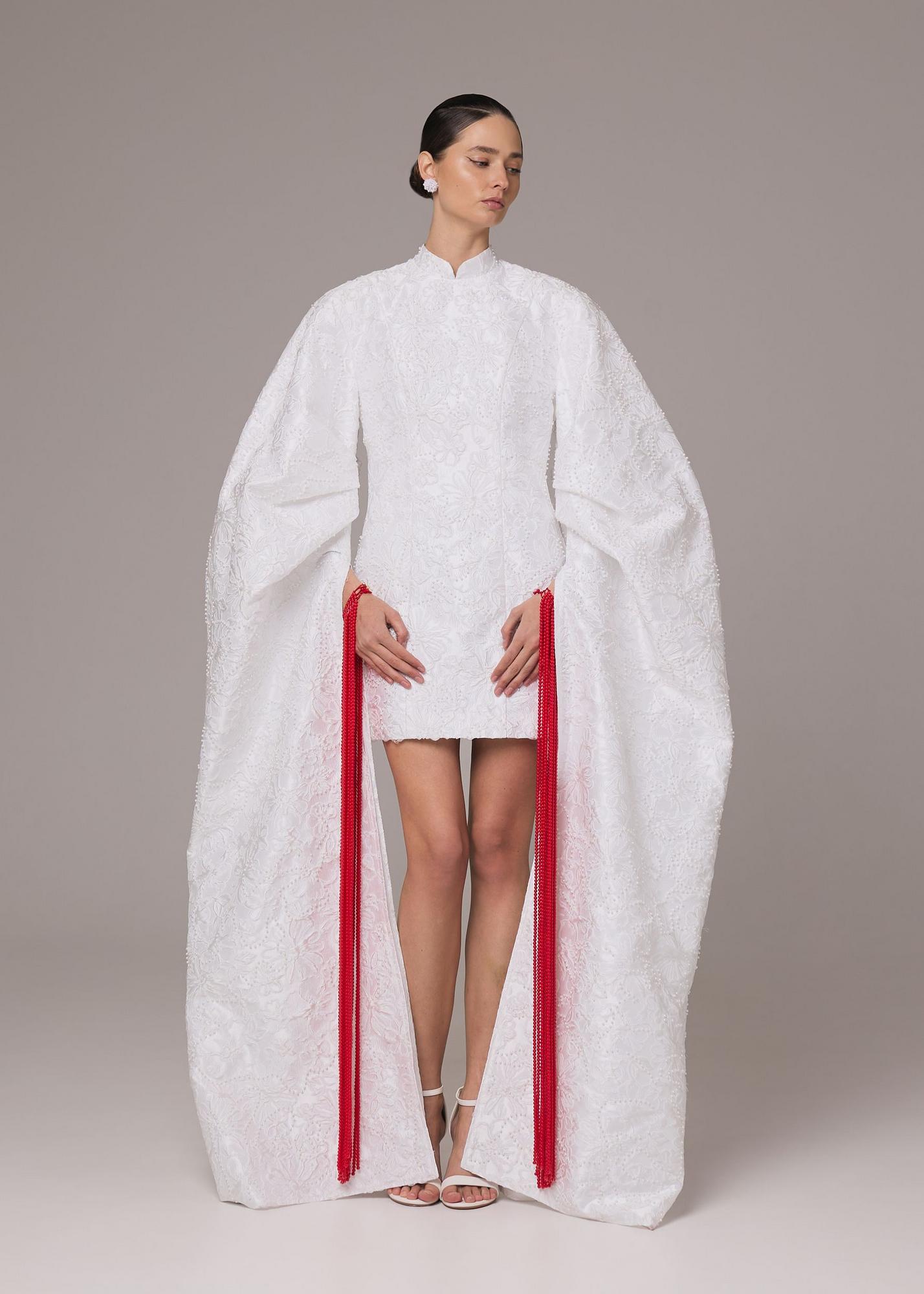 Dress of jacquard with beads, white