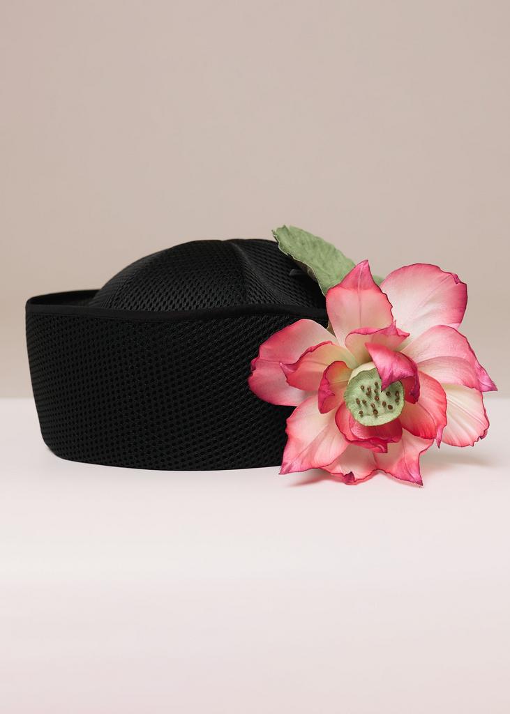 Sailor hat of voluminous neoprene, black