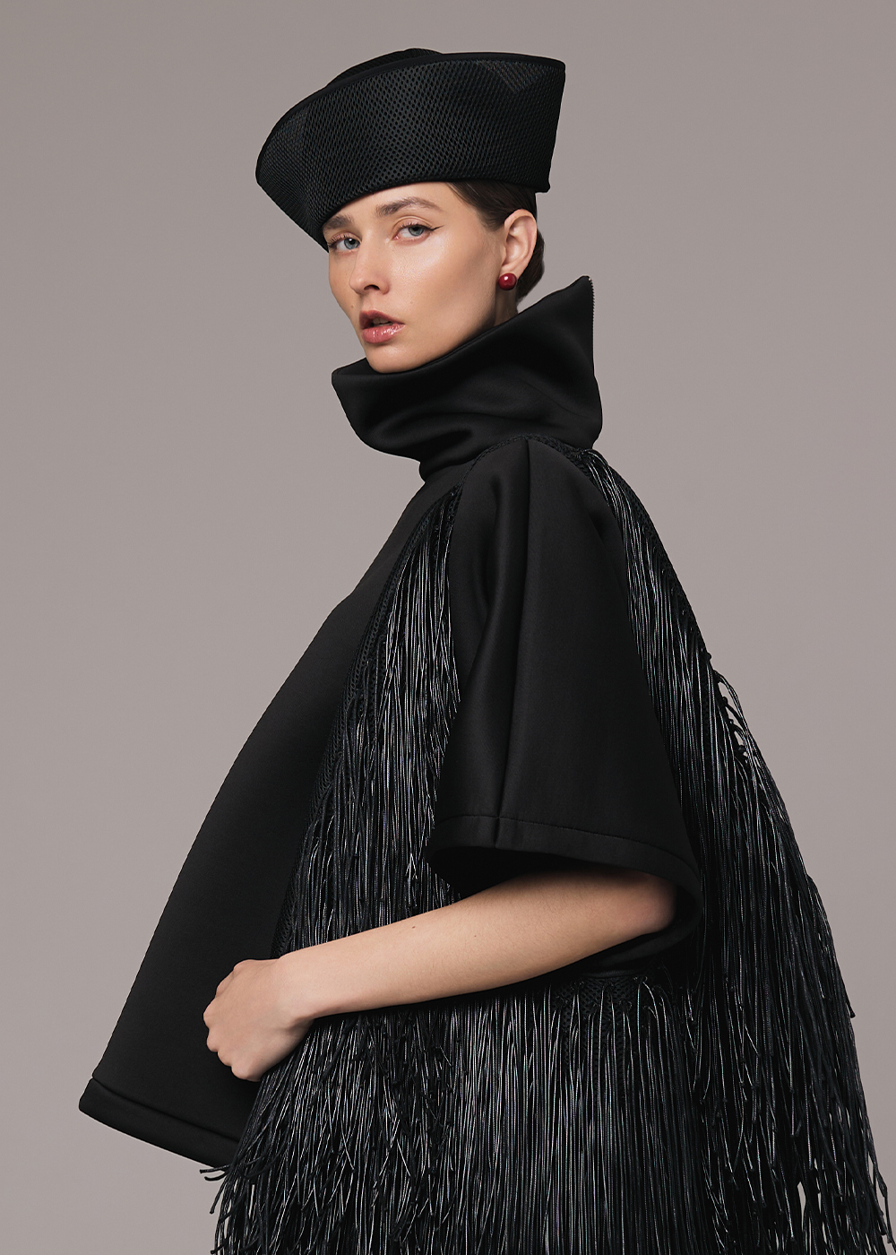 Sailor hat of voluminous neoprene, black