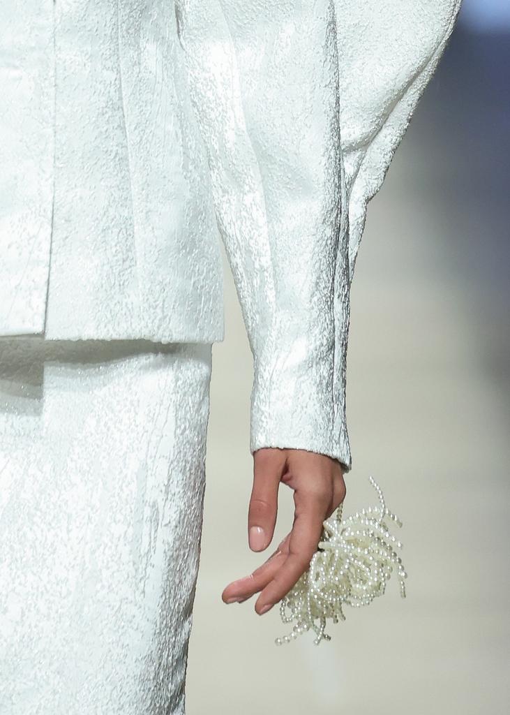 Ring Medusa, milky