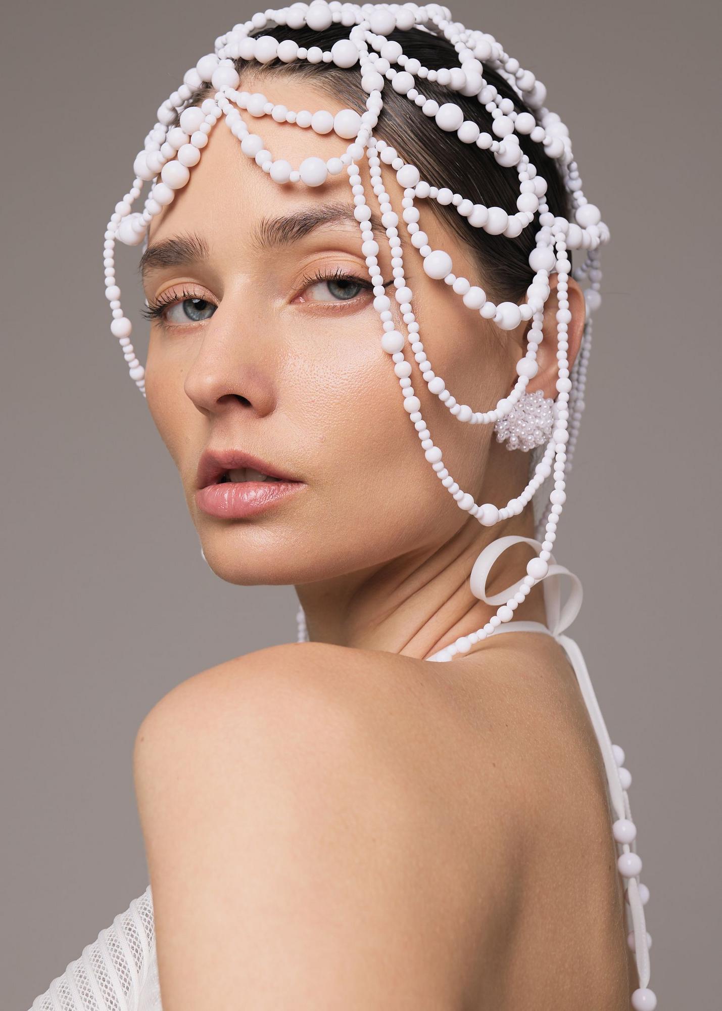 Bead cap, white
