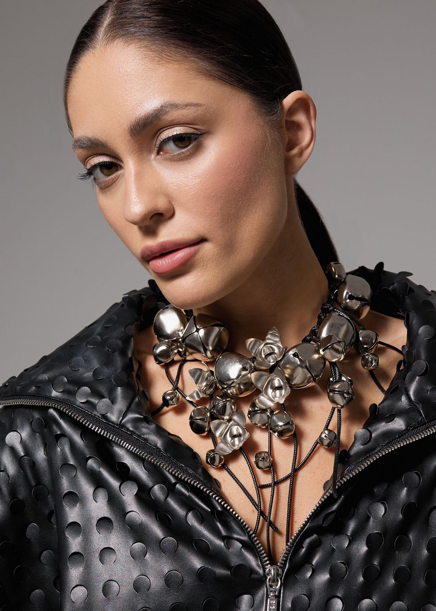 Necklace with bells, silver