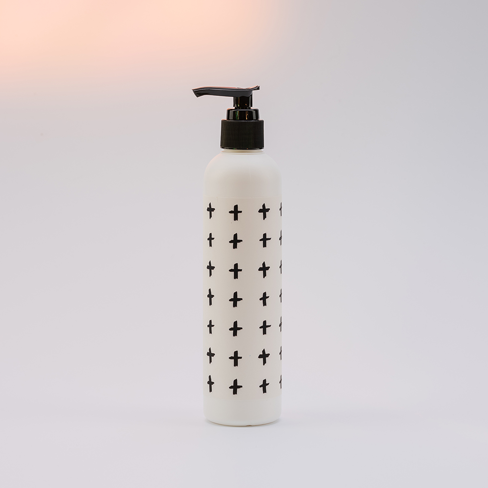 Крем ( лосьон )  для тела с гиалуроновой кислотой. 250 мл. Флакон