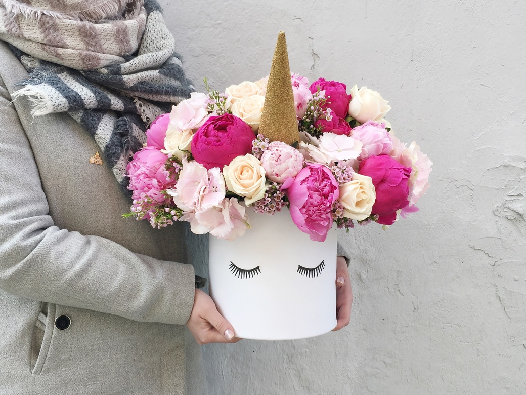 ЦВЕТОЧНЫЙ ЕДИНОРОГ (L)