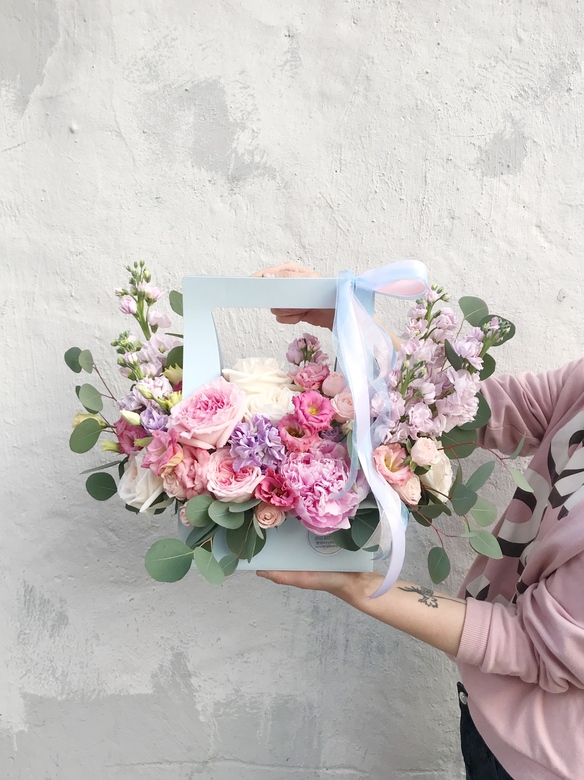 ЦВЕТОЧНАЯ КАДОЧКА