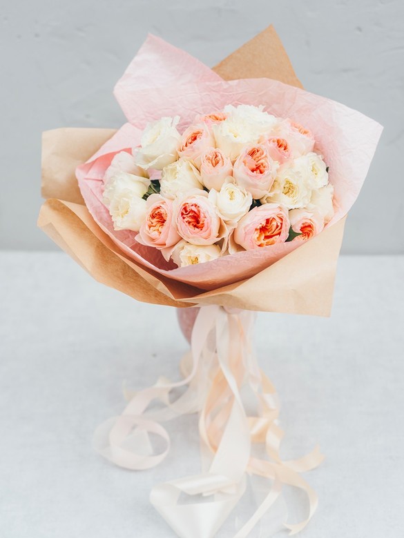 МОНО БУКЕТ ИЗ ПИОНОВИДНЫХ РОЗ