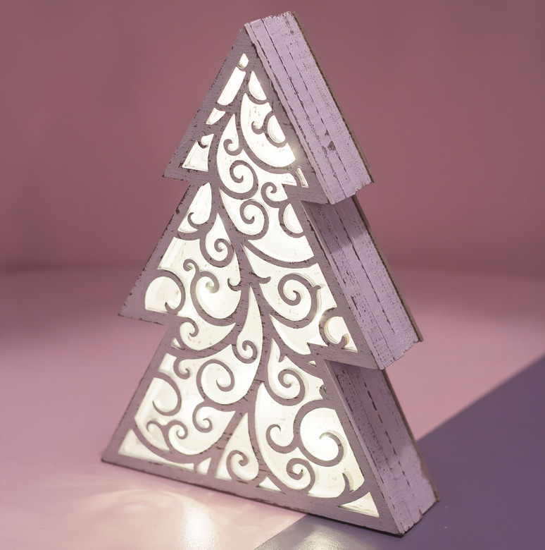 СВЕТИЛЬНИК - ЕЛОЧКА С УЗОРОМ