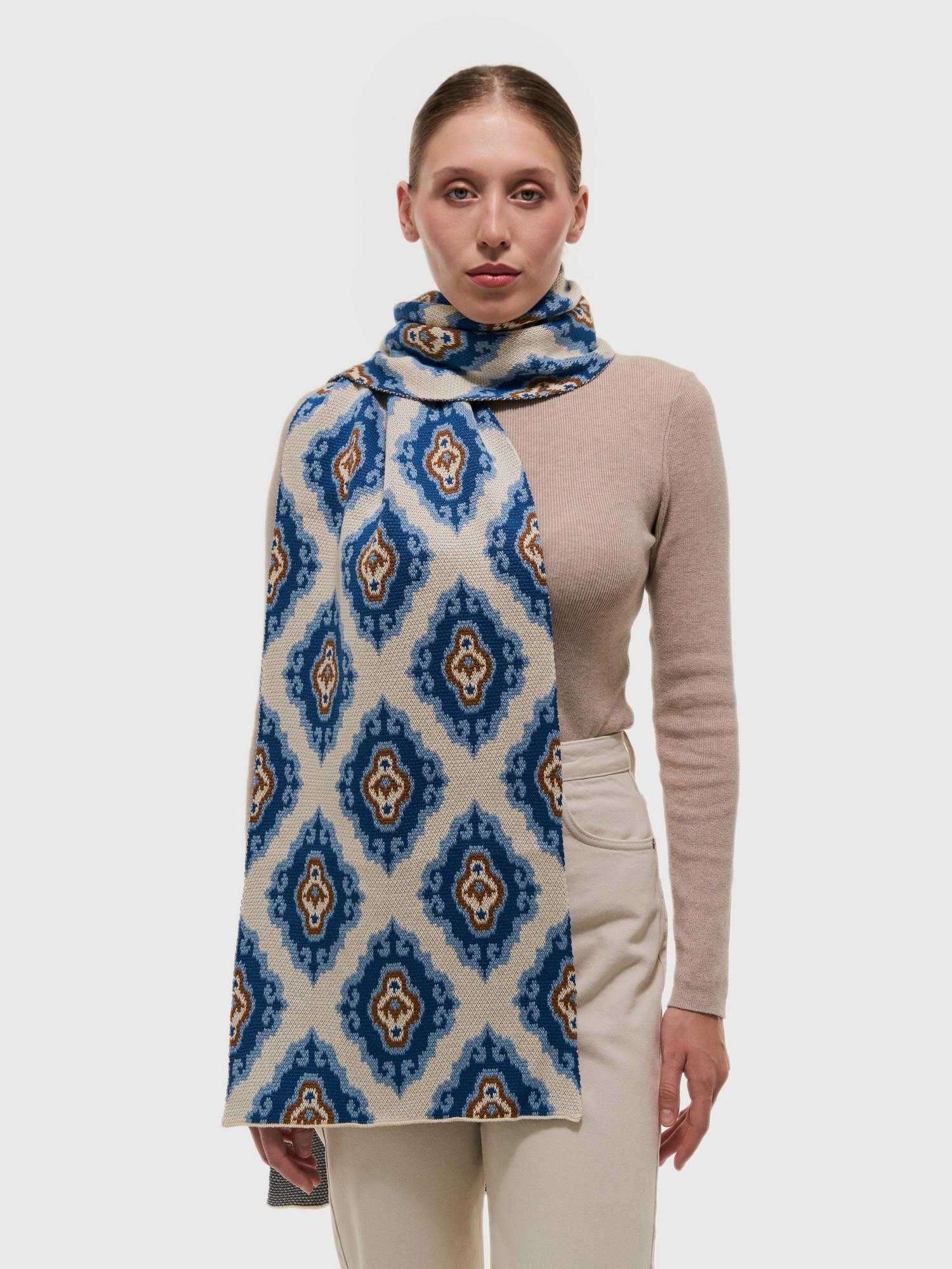 Шарф Тюбетейка молочный