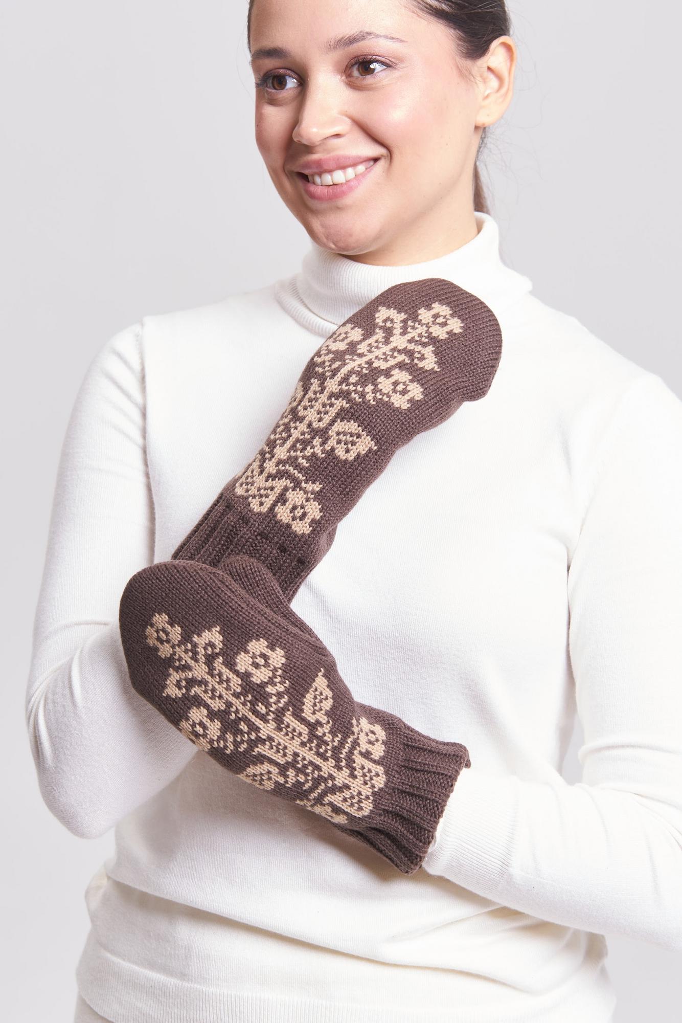 Варежки "Древо жизни" коричневый