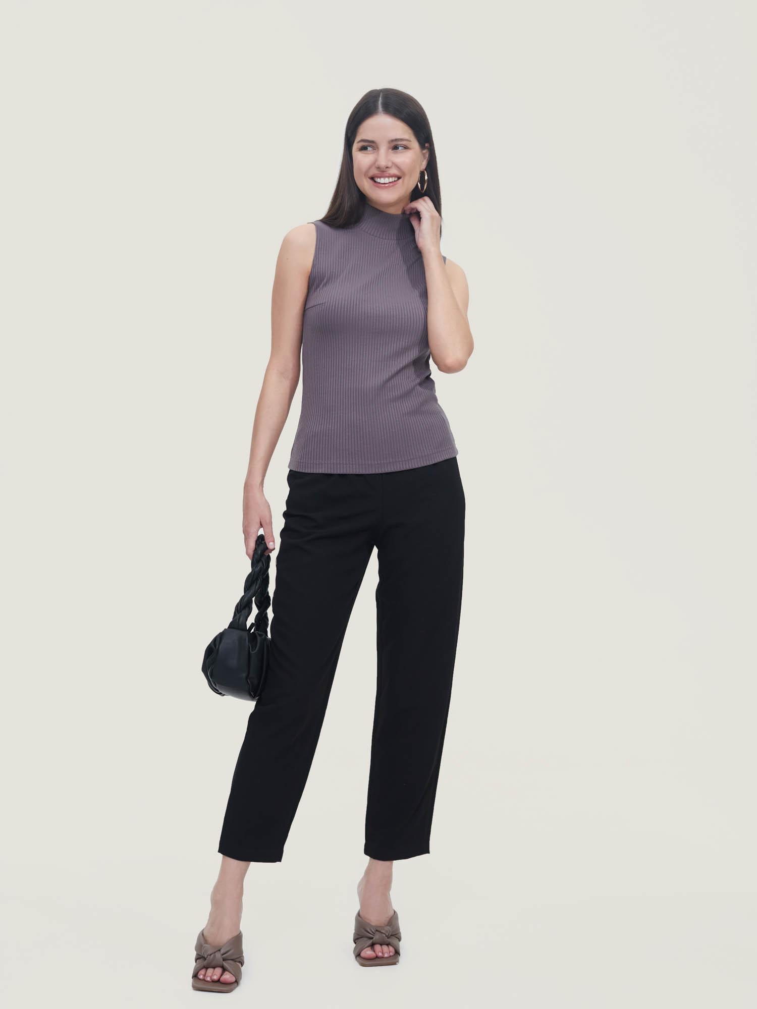 Топ / Джемпер без рукавов, модель 549/26