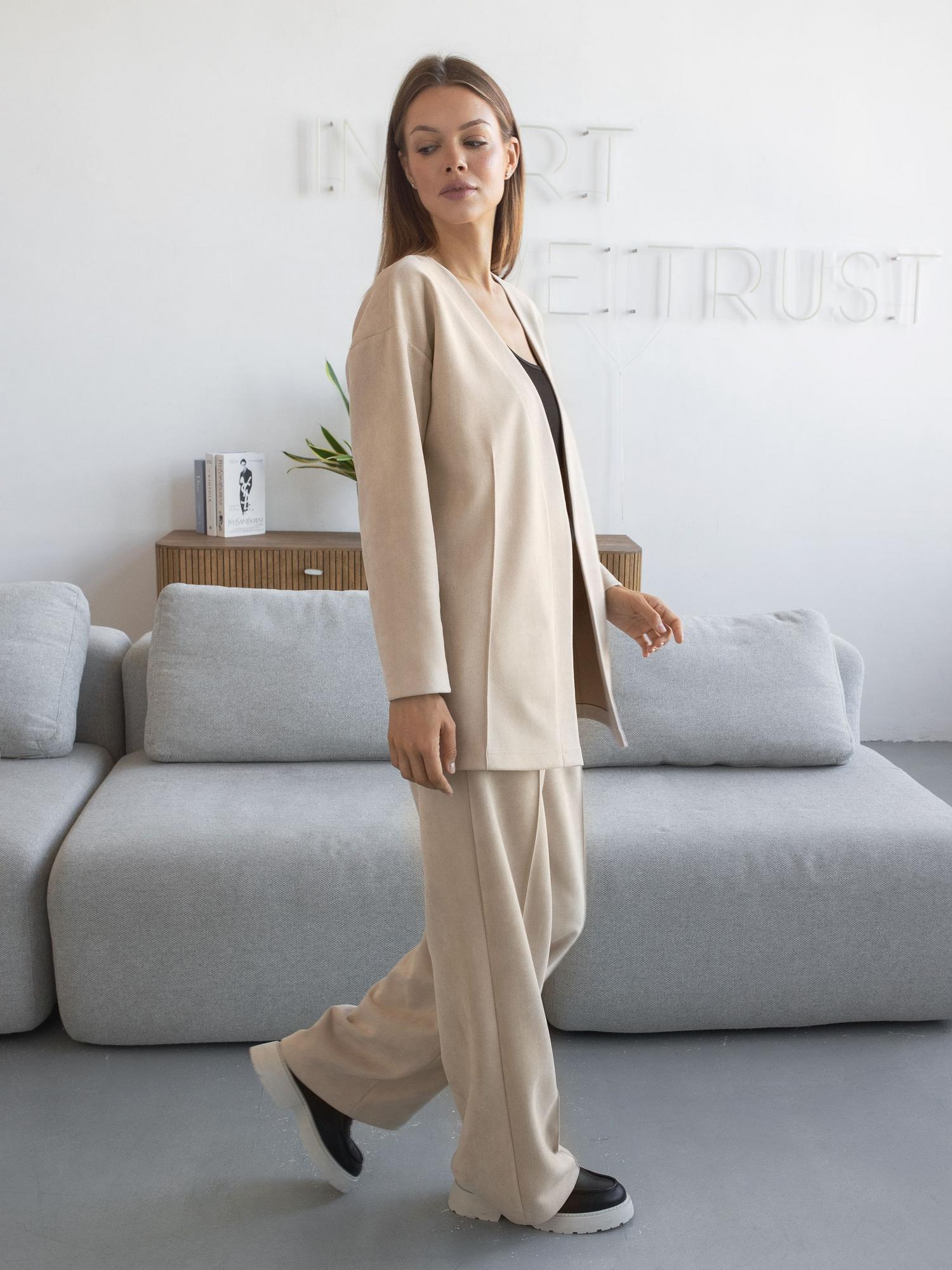 Костюм, модель 748/91