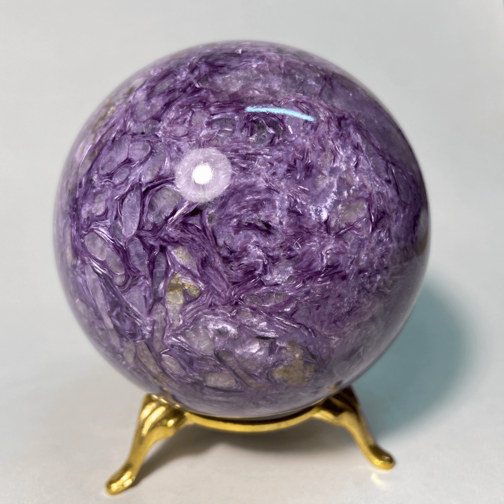 Шар (чароит)