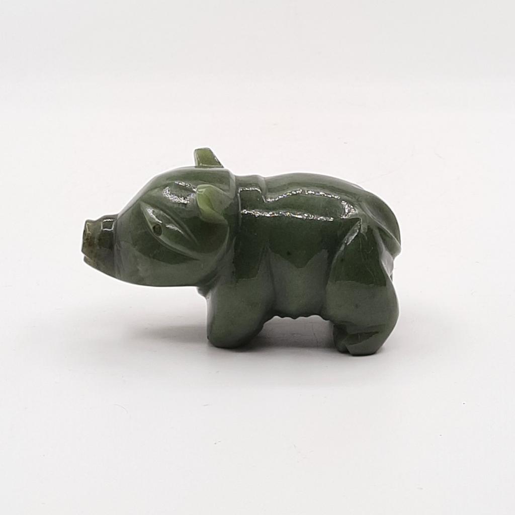 Свинья (нефрит)