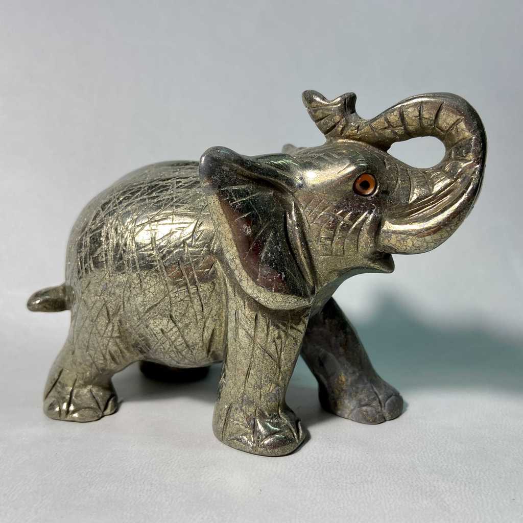 Слон (пирит)