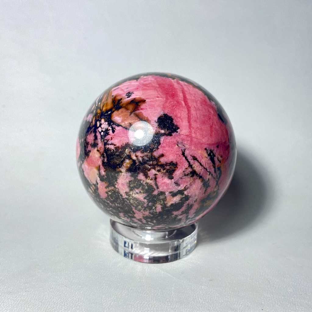 Шар (родонит) 68 мм.