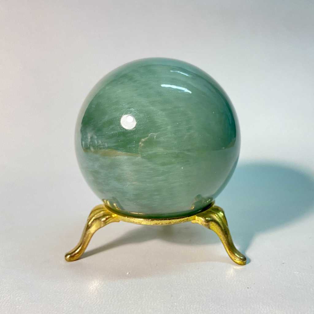 Шар (нефрит) 55 мм.