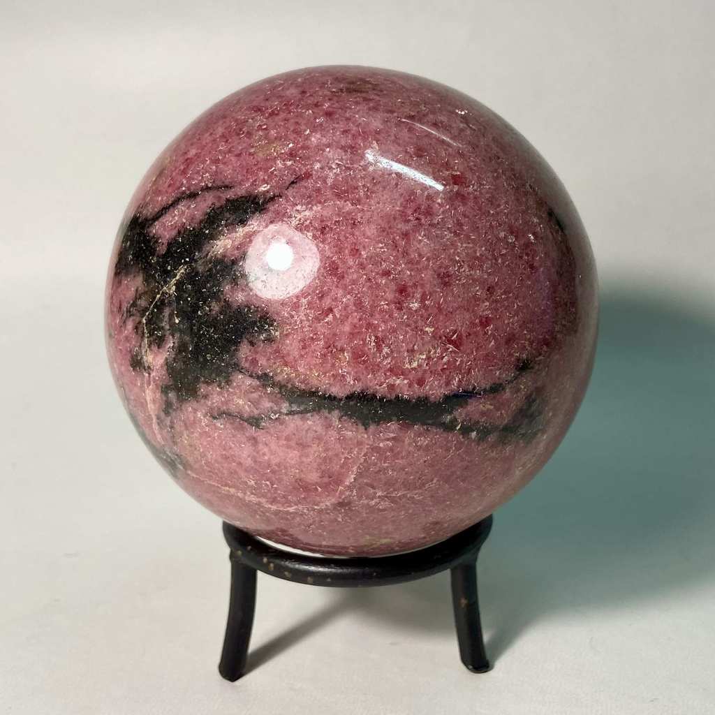 Шар (родонит) Мадагаскар