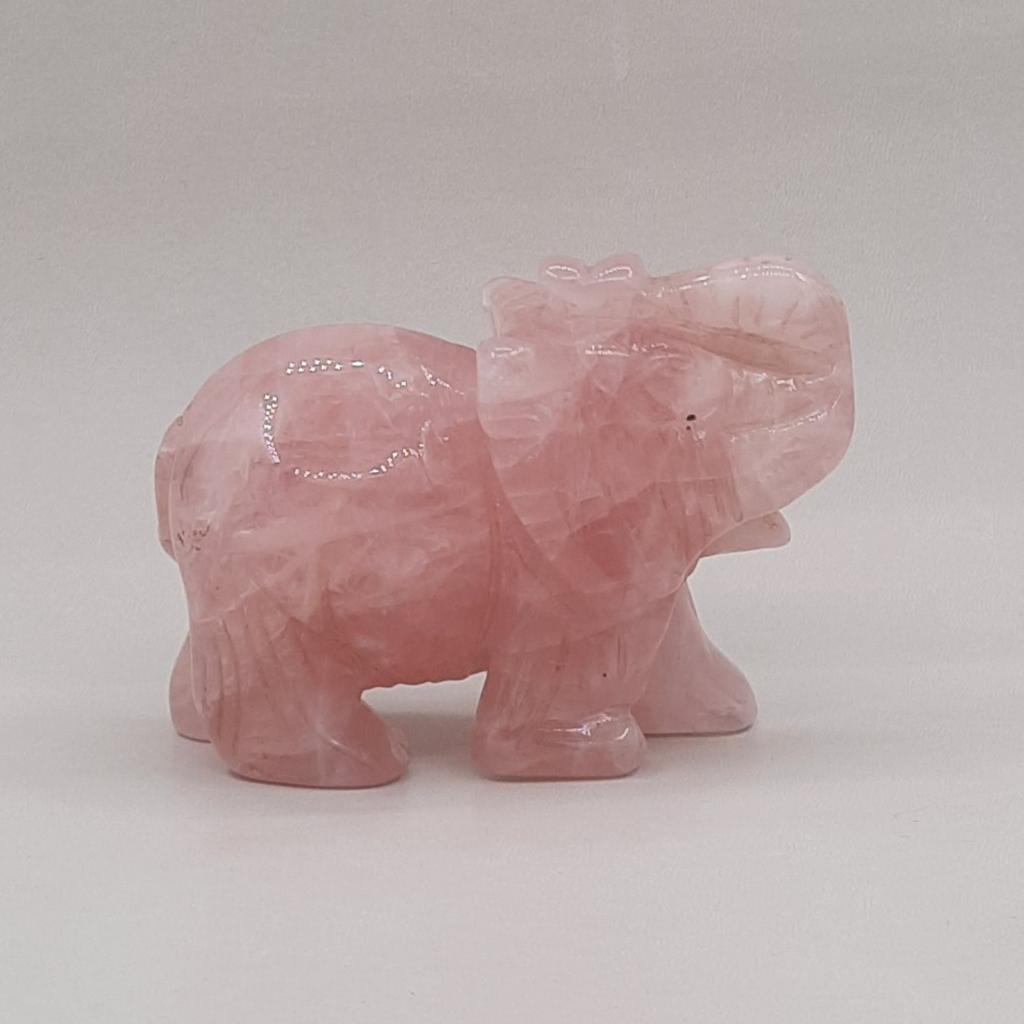 "Слон" (розовый кварц)