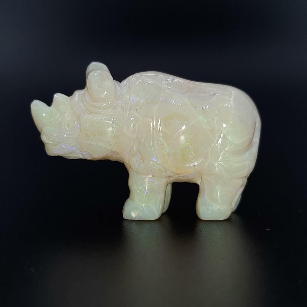 "Носорог", опал