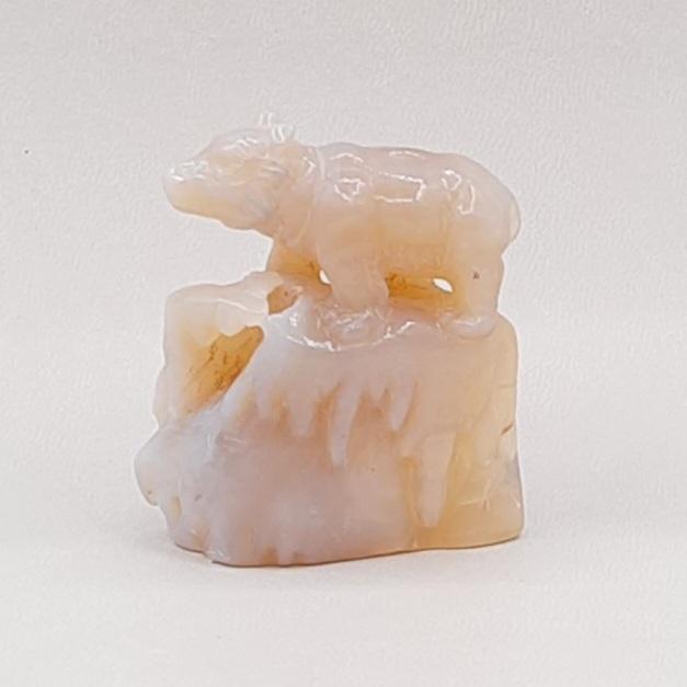 Скульптура "Мишка на льдине", опал, Австралия