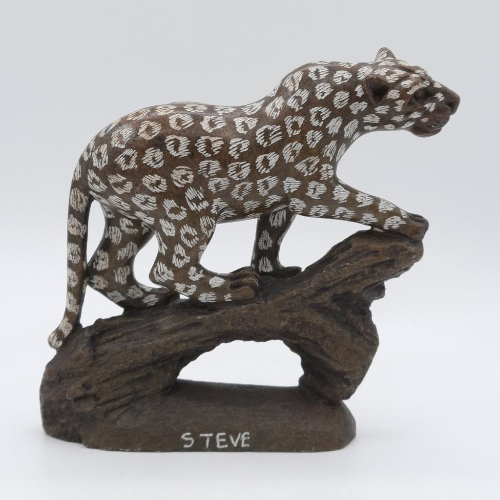 Скульптура "Гепард", серпентин, Зимбабве