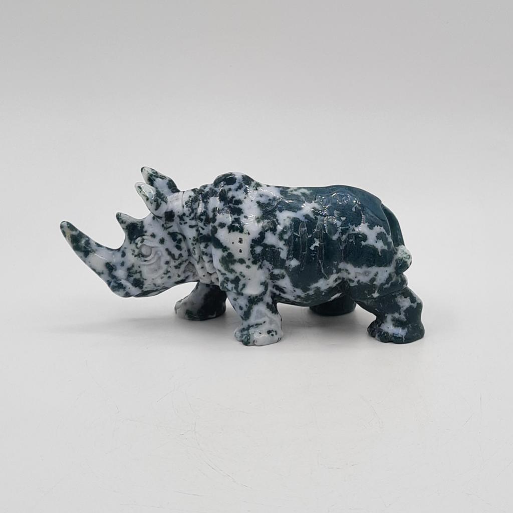 "Носорог", агат зелёный